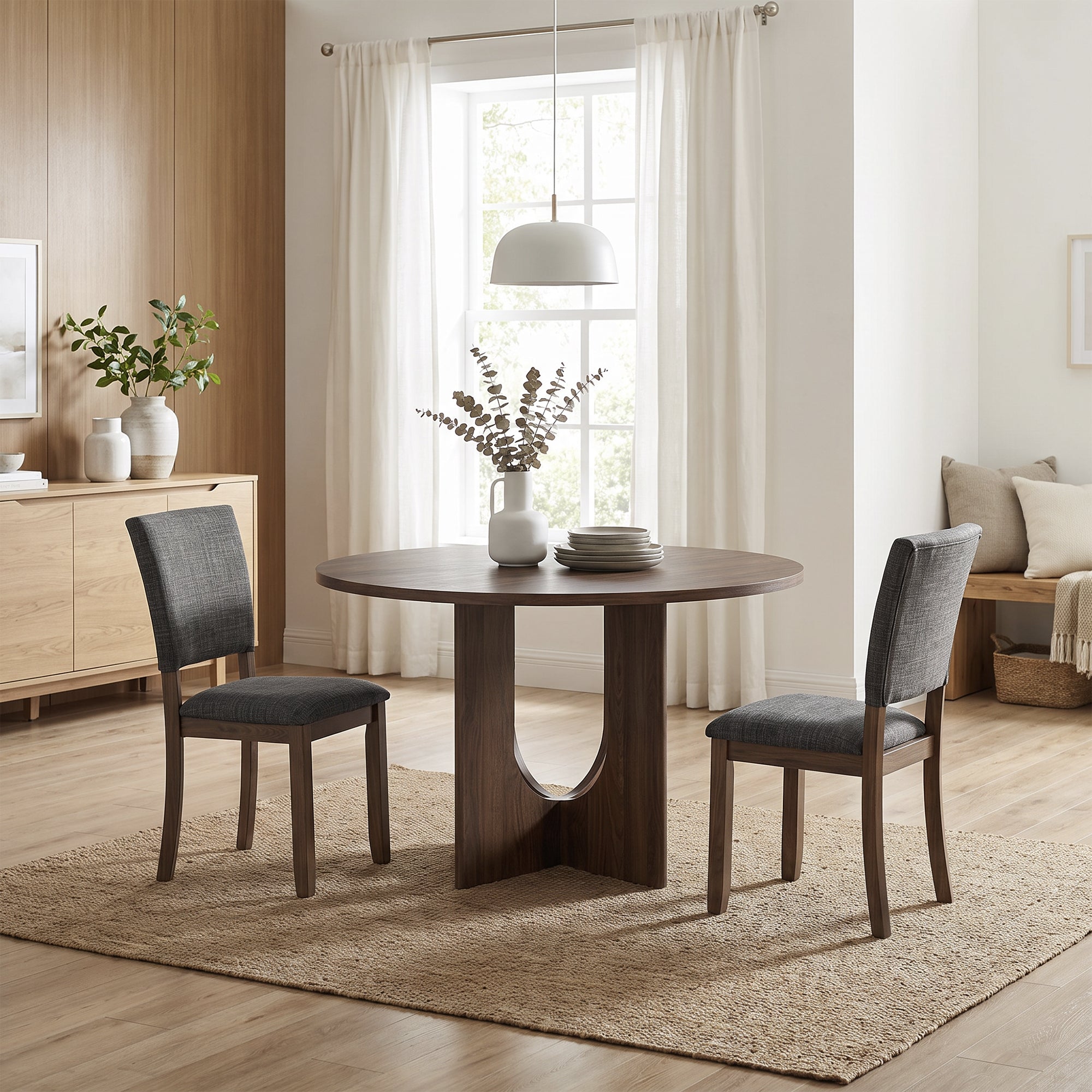 Oberto 47.3" Round Dining Table with Four Side Chairs