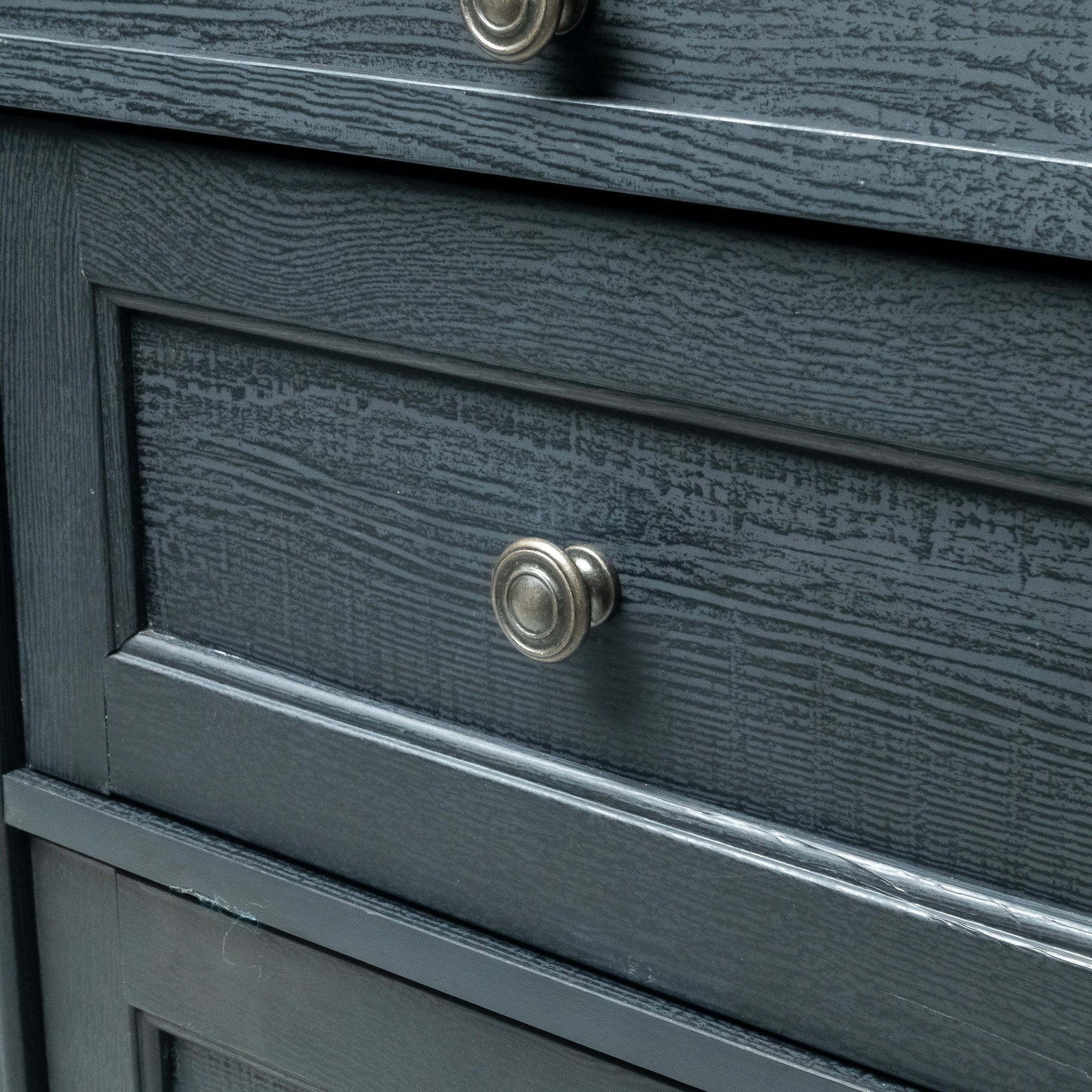 24 Inch Transitional 3-Drawer Nightstand with Solid Wood Legs