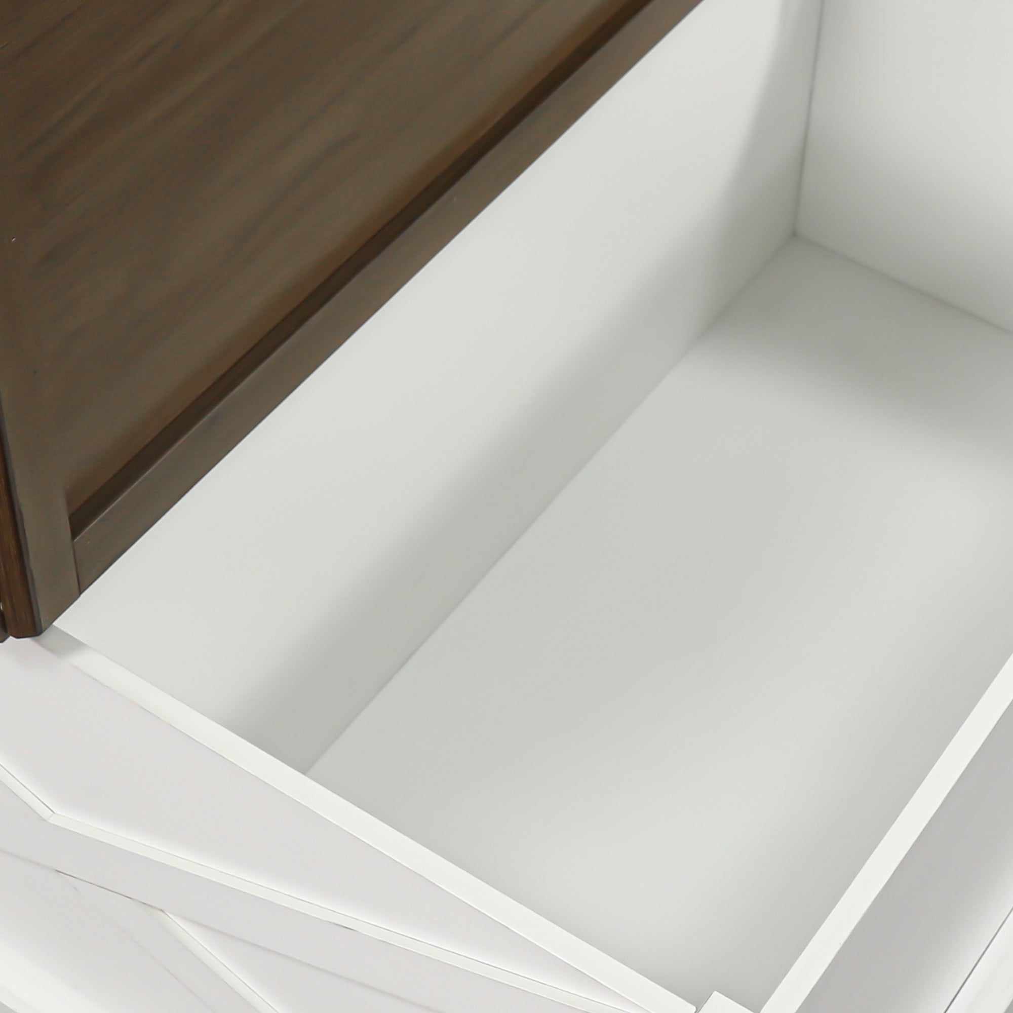 31 Inch Coffee Table Storage Cabinet with Flip-Up Top for Living Room