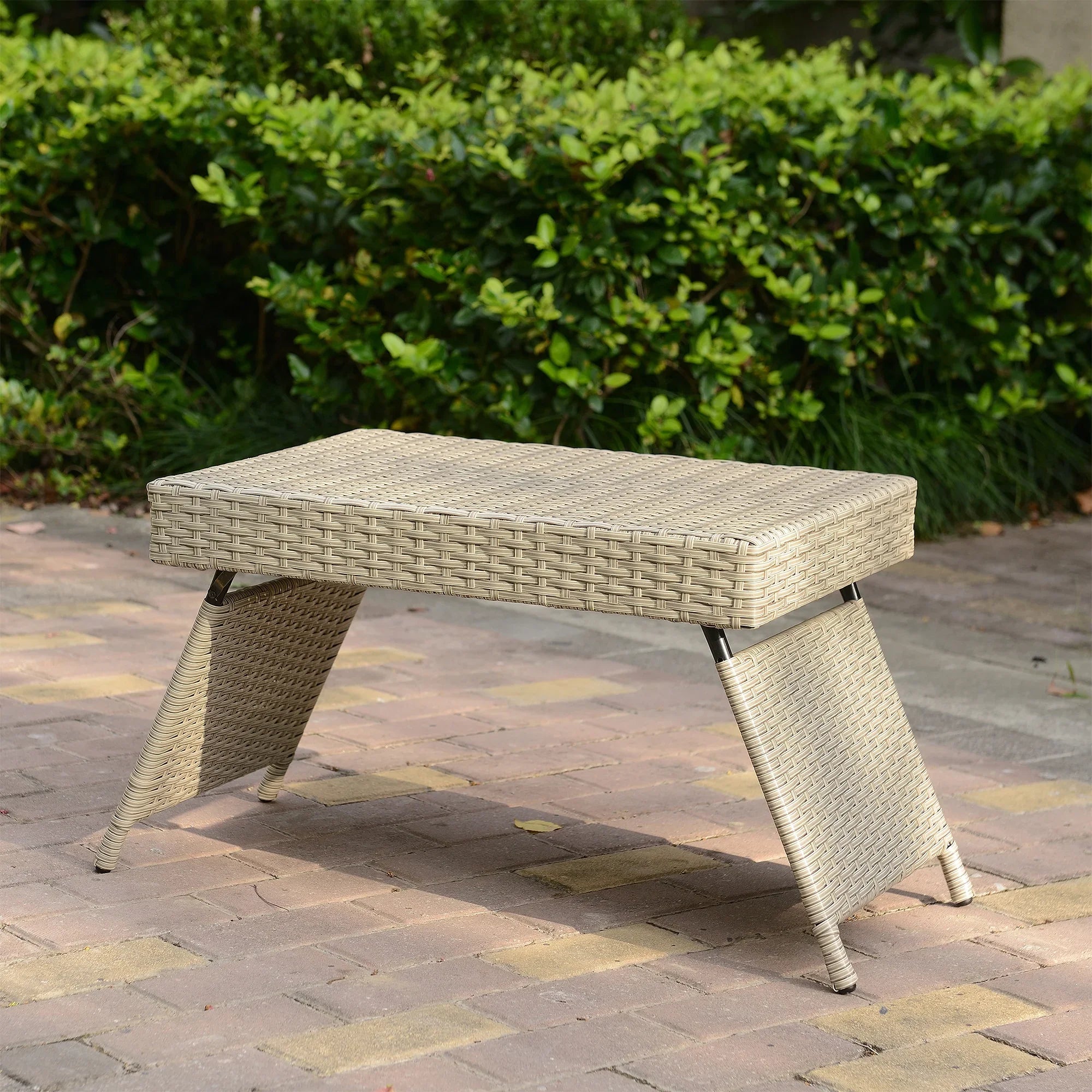 23.5" Portable Outdoor Folding Wicker Table